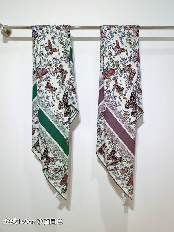 Dior Scarf 140X140cm 70%羊绒30%真丝 E080334